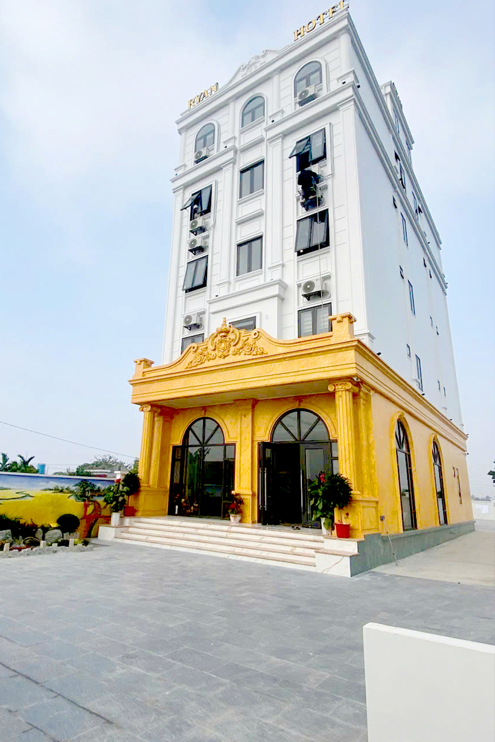 RYAN HOTEL THÁI BÌNH